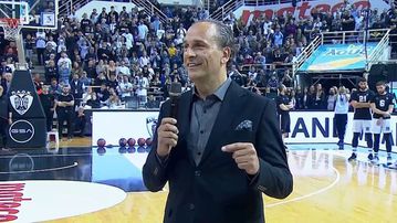 Μπάνε Πρέλεβιτς για την απόσυρση της φανέλας του: «Μοναδική και αξέχαστη εμπειρία» (vid)