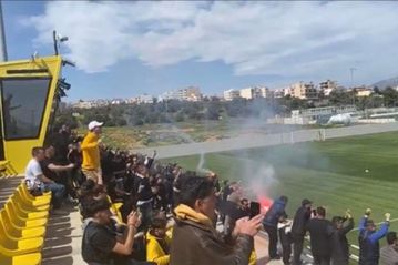 Οι οπαδοί της ΑΕΚ «έφτιαξαν» ψυχολογικά την αποστολή, πριν την αναχώρηση για Θεσσαλονίκη