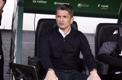 Ποιος James Bond; Ο Λουτσέσκου... έμαθε ότι ο Τερίμ θα παίξει με 4-4-2!