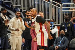 Οι Νικς υπέγραψαν τον Πι Τζέι Τάκερ