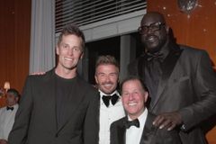 Ο Μπέκαμ κλείνει τα 50 και το πάρτι έχει ήδη ξεκινήσει - Μέσι και Σακίλ Ο' Νιλ τον τίμησαν με την παρουσία τους