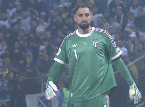 Το «σκονάκι» του Ντοναρούμα που προκάλεσε σύρραξη στα πέναλτι