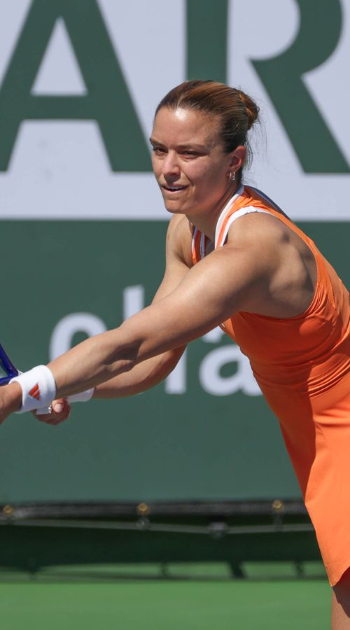 Σάκκαρη: «Περιμένω να ανέβουμε κατηγορία - Έχω βάλει το λιθαράκι μου σε αυτήν την επιτυχία» (vid)