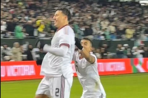 Γκολ ο Σάντσες για το Μεξικό και αγκαλιά με τον Πινέδα στα πανηγύρια (pic+vid)