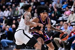 «Στο στόχαστρο του Ολυμπιακού ο Τζάρεντ Ρόντεν της Παρί»