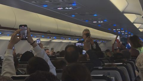 «Τρέλα» στο τσάρτερ το Παναθηναϊκού με τον ύμνο της ομάδας