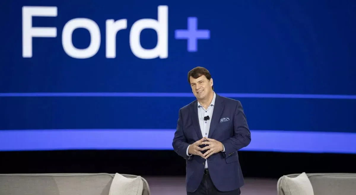 Οι αποδοχές του CEO της Ford προκαλούν ιλίγγους και… αντιδράσεις