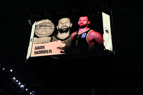 Το νέο cube της ΑΕΚ κάνει «πρεμιέρα» απέναντι στην Μπανταλόνα - Το βίντεο του Sportal