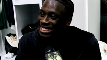 Άλεξ Αντετοκούνμπο: «Ήταν όνειρο που έγινε πραγματικότητα - Το να βλέπω στο πλάι τα αδέλφια μου ήταν μοναδικό»