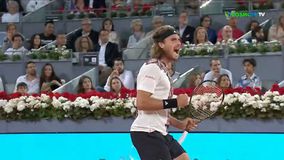 Η κραυγή του Τσιτσιπά μετά από σημαντικό πόντο κοντά στο φιλέ