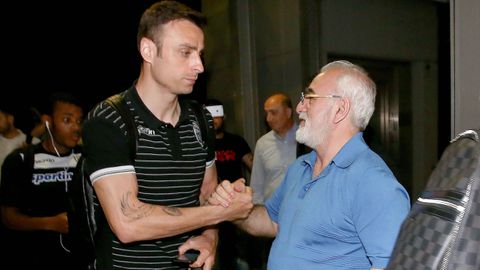 Μπερμπάτοφ: «Χάρηκα για το πρωτάθλημα του ΠΑΟΚ και τον Ντεσπόντοφ» (vid)