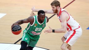 To post του Γκραντ: «Ντροπή»