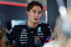 Ράσελ για Φερστάπεν: «Ακατανόητη η κίνησή του, κόστισε στη Red Bull πολλούς βαθμούς» (vid)