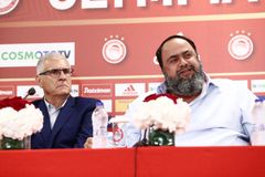 Δεν θα πάρει παίκτη λόγω πίεσης ο Κορδόν...