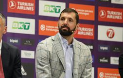 «Παραμένει πρόβλημα το συμβόλαιο του Μίροτιτς, τίποτα δεν έχει αλλάξει τις τελευταίες ώρες» (vid)