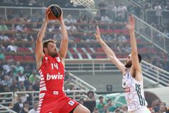 Το τελευταίο ματς του Βεζένκοφ με τη φανέλα του Ολυμπιακού (vid)