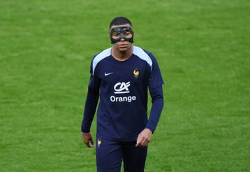 Εμπαπέ: «Κάθε φορά κάτι πήγαινε λάθος με τη μάσκα - Τη βαρέθηκα και θέλω να τη βγάλω γρήγορα»