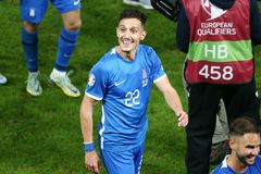 «Ελληνικές ομάδες προσπάθησαν να "κλέψουν" τον Γιαννούλη, ανακοινώνεται από την Άουγκσμπουργκ»