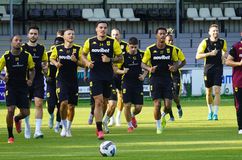 Εικόνες και βίντεο από την πρώτη προπόνηση του Άρη στην Ολλανδία