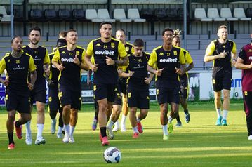 Εικόνες και βίντεο από την πρώτη προπόνηση του Άρη στην Ολλανδία