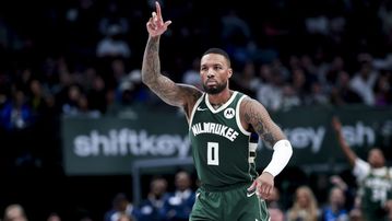 Οι Μπακς αποδεσμεύουν τον Λίλαρντ και αποκτούν τον Τέρνερ