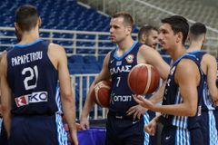 Με 14 παίκτες στη Σλοβενία η Εθνική - Εκτός Παπαπέτρου, Κώστας Αντετοκούνμπο