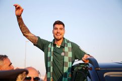 Αποθεωτική υποδοχή για τον Χουάντσο Ερνανγκόμεθ - «Ήρθα για να κερδίσω τα πάντα»