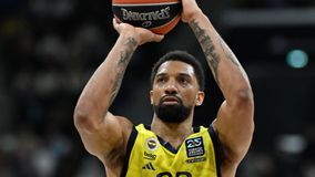 «Παραμένει στην Φενέρμπαχτσε ο Κεμ Μπιρτς»