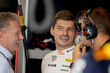 Ο Φερστάπεν συζητούσε λεπτομερώς το συμβόλαιό του με τη Mercedes