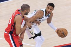 Ο Γιάννης Αντετοκούνμπο ανακηρύσσεται κορυφαίος παίκτης της Ανατολής από το NBA