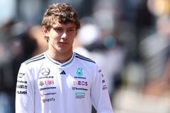 Ο Αντονέλι επιστρέφει στην παλιά ανάρτηση της Mercedes σε αναζήτηση διεξόδου από την «κρίση»