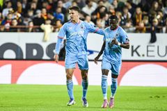 Ο Τζόλης σκόραρε με «τούβλο», έχασε η Μπριζ (vid)