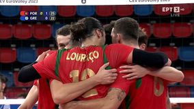 «Κόλλησε» μετά το προβάδισμα η Γαλανόλευκη, δέχθηκε σερί 0-4 και έχασε το πρώτο σετ