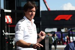 Ο Βολφ επιβεβαίωσε τους οδηγούς της Mercedes για την επόμενη χρονιά