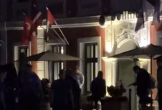 Εθνική Σερβίας: Αναχώρησε για τις ΗΠΑ ο Μπογκντάνοβιτς - Η συγκινητική στιγμή με τους συμπαίκτες του έξω από το ξενοδοχείο (vid)