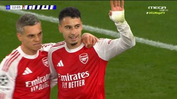 Ο Μαρτινέλι σε κενή εστία έκανε το 1-0 για την Άρσεναλ μετά από σούπερ ενέργεια του Γιόκερες
