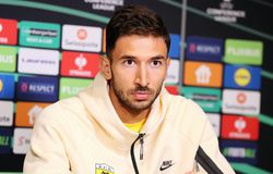 Γκρούγιτς: «Αυτή είναι η θέση μου, αυτά μπορώ να προσφέρω στην ΑΕΚ»