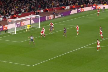 Έχασε το κοντρόλ ο Ποντένσε και κόπηκε πριν απειλήσει