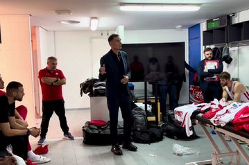 Η ομιλία του Μπαρτζώκα στα αποδυτήρια του Ολυμπιακού μετά τη νίκη επί της Μπασκόνια (vid)