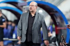 Μπενίτεθ: «Ο Γενάρης είναι μακριά»