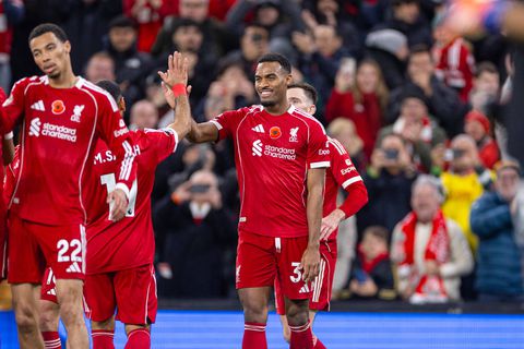 Επιστροφή στις νίκες για τη Λίβερπουλ κόντρα στην Άστον Βίλα