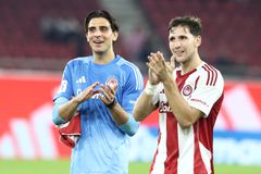 Τρίποντο - χρυσάφι για τον Ολυμπιακό με σωτήρες και... ρεσιτάλ λαθών!