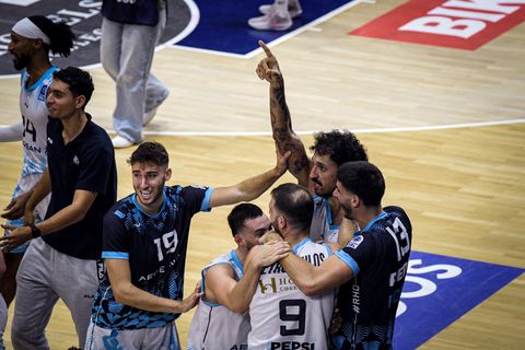 Απίστευτο φινάλε στη Ρόδο, ο Χρυσικόπουλος «σκότωσε» τον Πανιώνιο με buzzer beater