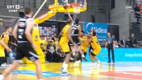 Τζάκσον και Κόνιαρης δίνουν «αέρα» οκτώ πόντων στον «Δικέφαλο του Βορρά» στο ημίχρονο