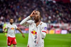 Ακάθεκτη Λειψία «καθάρισε» και την Στουτγκάρδη - Τεσσάρα της Γκλάντμπαχ στην Ζανκτ Πάουλι