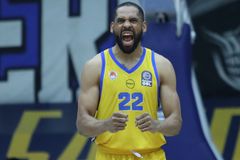 Το Περιστέρι «γκρέμισε» την ΑΕΚ από την κορυφή