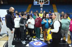 Το Περιστέρι μοίρασε... χαμόγελα στους νεαρούς φίλους της ομάδας