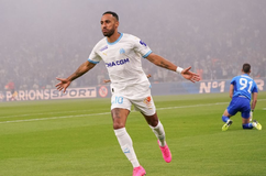 Τρομερός Ομπαμεγιάνγκ πέτυχε ρεκόρ που είχε μόνο ο Φαλκάο