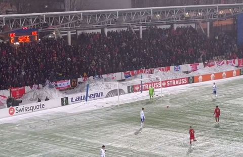 Απίθανο: Οπαδοί της Αμπερντίν πετούσαν χιονόμπαλες στον τερματοφύλακα της Ελσίνκι και διέκοψαν προσωρινά το ματς! (vid)