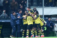 Η αντίδραση με νόημα του πάγκου της ΑΕΚ στα γκολ και η αφιέρωση του Γκαρσία